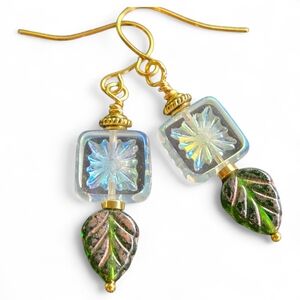 Farm RIO STYLE Tropical Leaf Vacation Summer Czech Glass Handmade Earrings Green